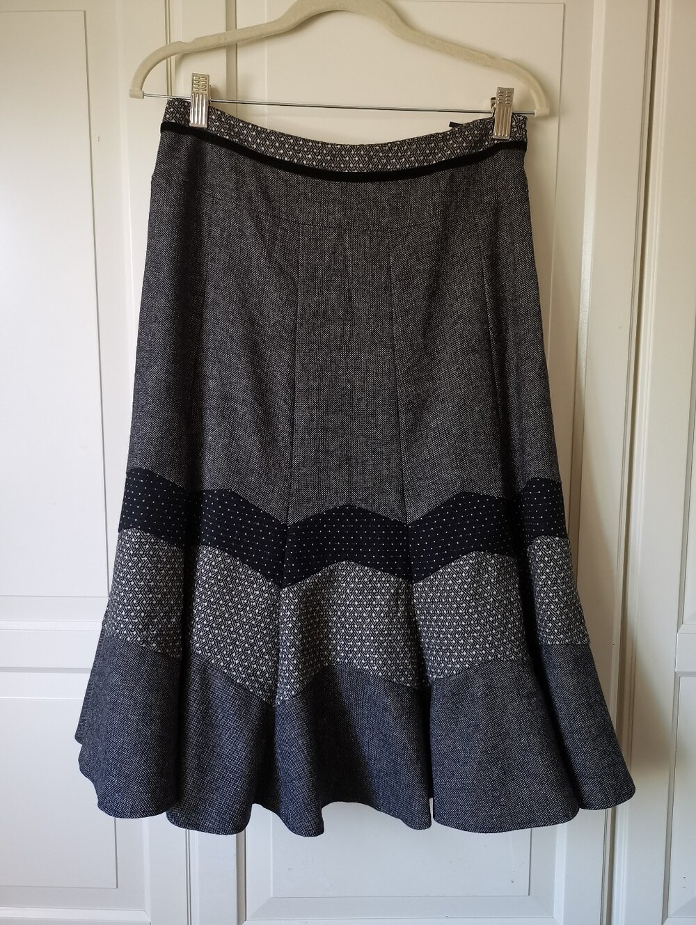 Weekend MaxMara Virgin Wool Blend Patchwork Flounce Skirt Grey IT 40 US 6